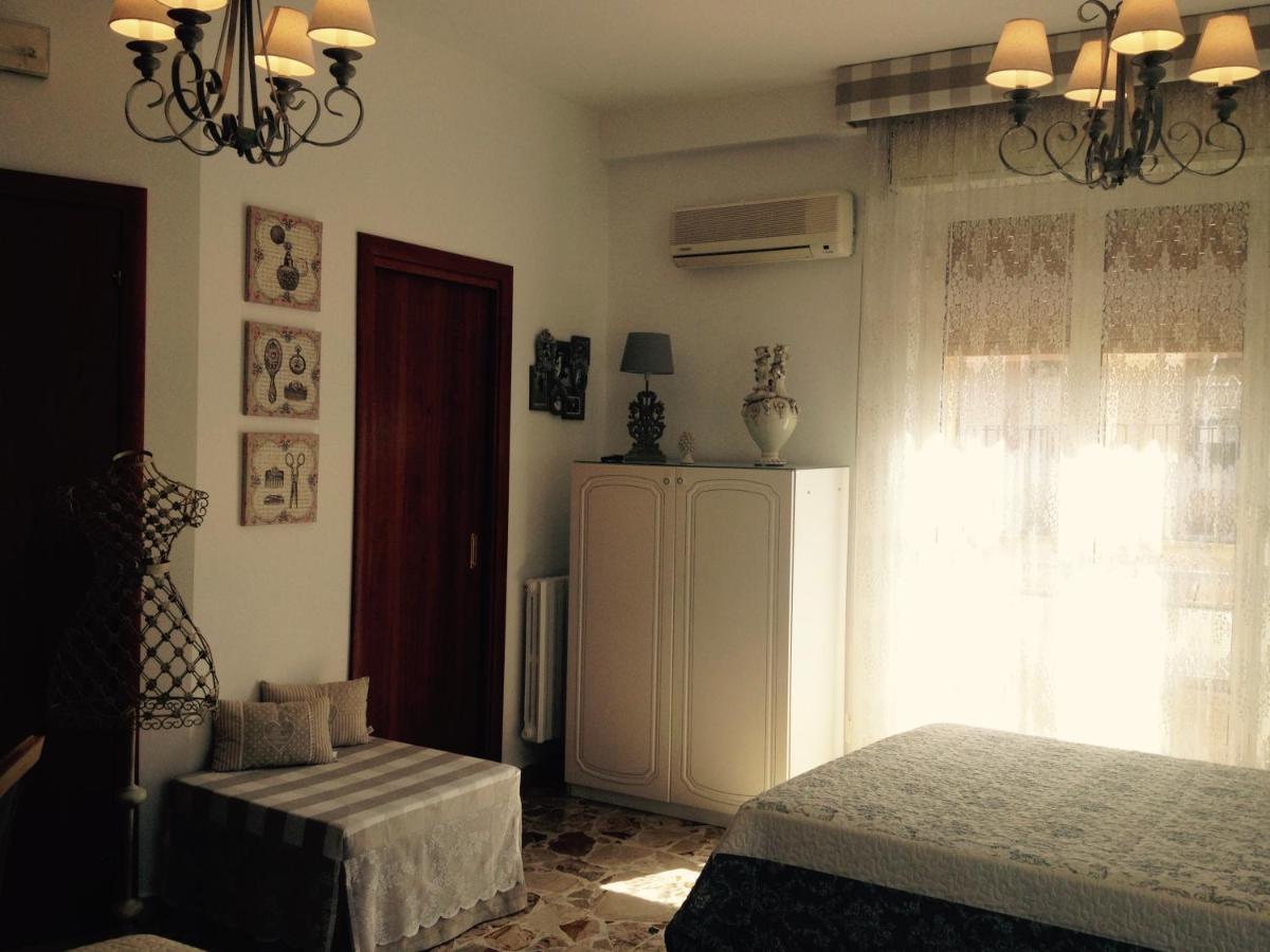 Il Piccolo Attico Bed & Breakfast Caltagirone Exterior foto