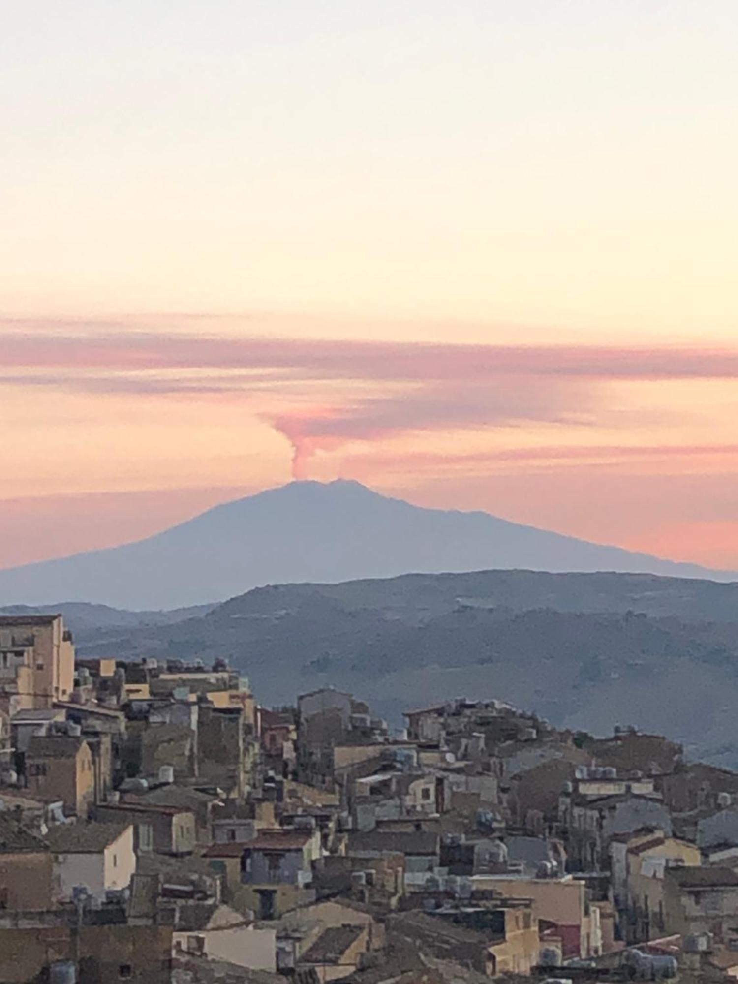 Il Piccolo Attico Bed & Breakfast Caltagirone Exterior foto