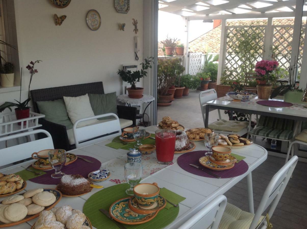 Il Piccolo Attico Bed & Breakfast Caltagirone Exterior foto