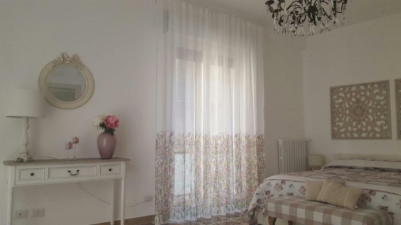 Il Piccolo Attico Bed & Breakfast Caltagirone Exterior foto